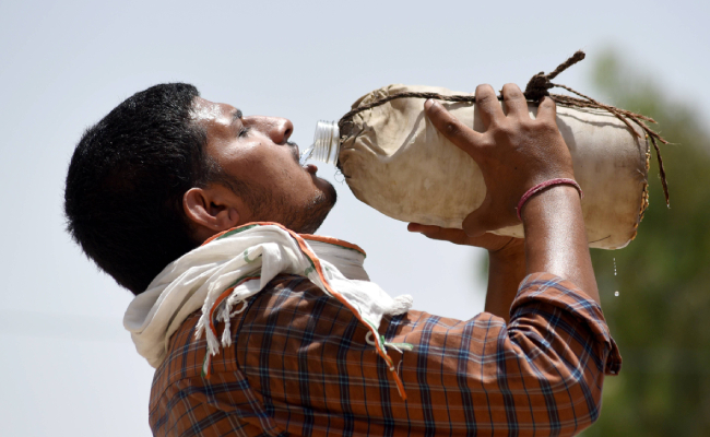 Climate experts seek 'right to cool', heat protection for informal sector workers during summer